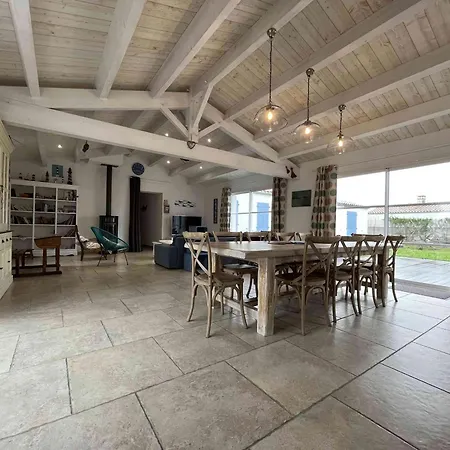 Holiday home Spacieuse Avec Piscine Privee, Wifi Gratuit Et Jardin Clos, A Proximite De La Et Du Centre-ville - Fr-1-246a-279 *